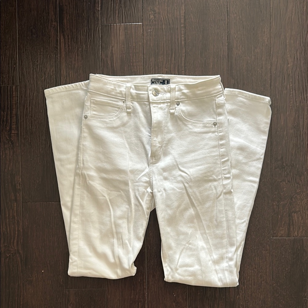 Abercrombie White High Rise Skinny Jeans
